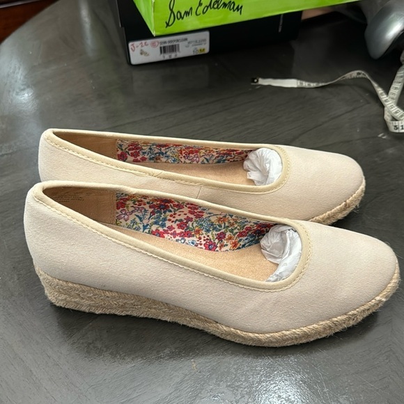 LifeStride Karma Wedge Slip On - Picture 5 of 7